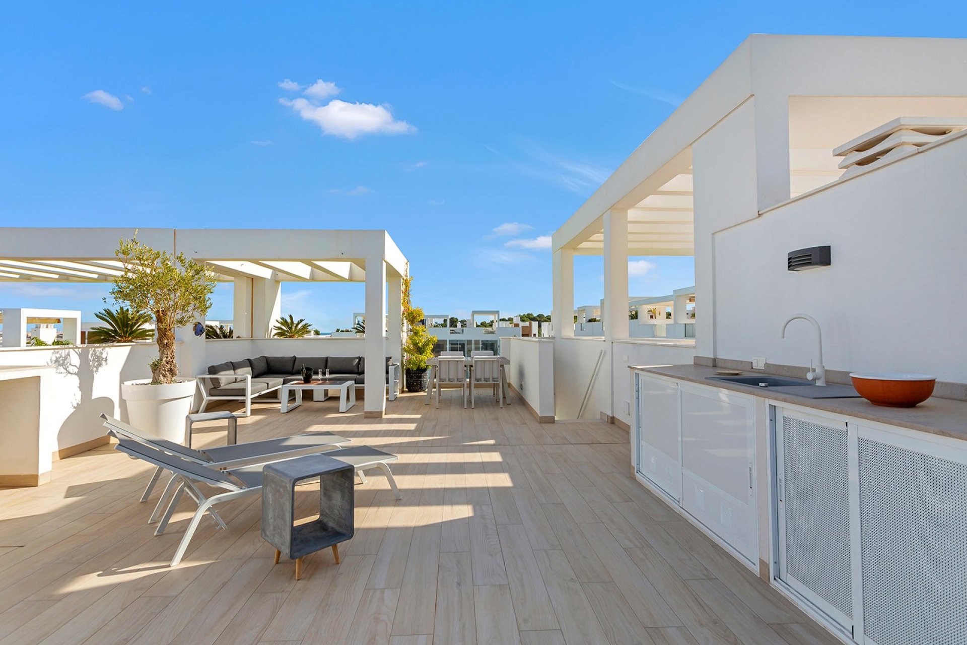 Resale - Apartament / Duplex - Torrevieja - Los Balcones