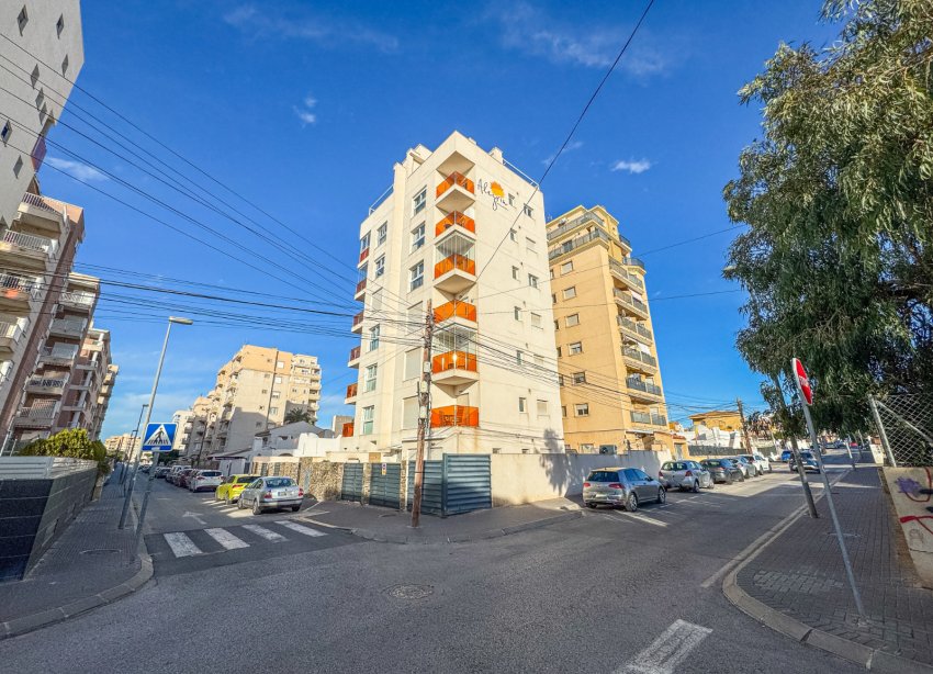 Resale - Apartament / Duplex - Torrevieja - Nueva Torrevieja