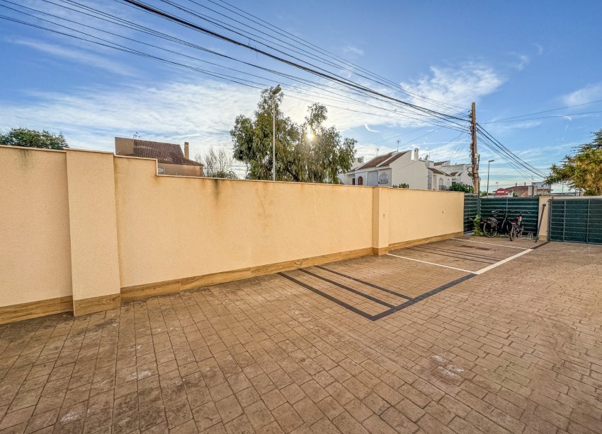 Resale - Apartament / Duplex - Torrevieja - Nueva Torrevieja