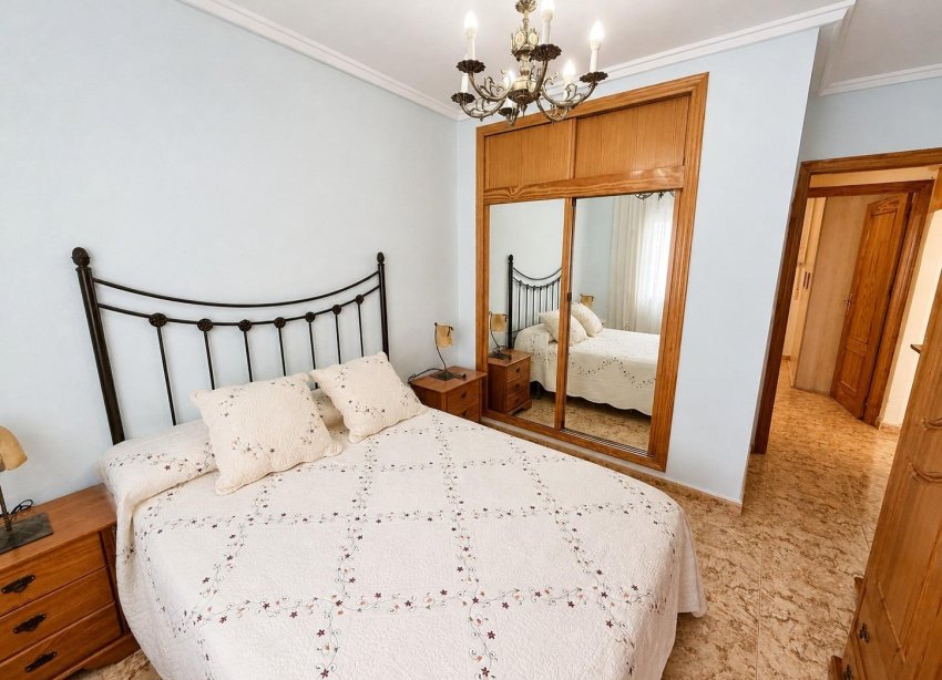 Resale - Apartament / Duplex - Torrevieja - Nueva Torrevieja