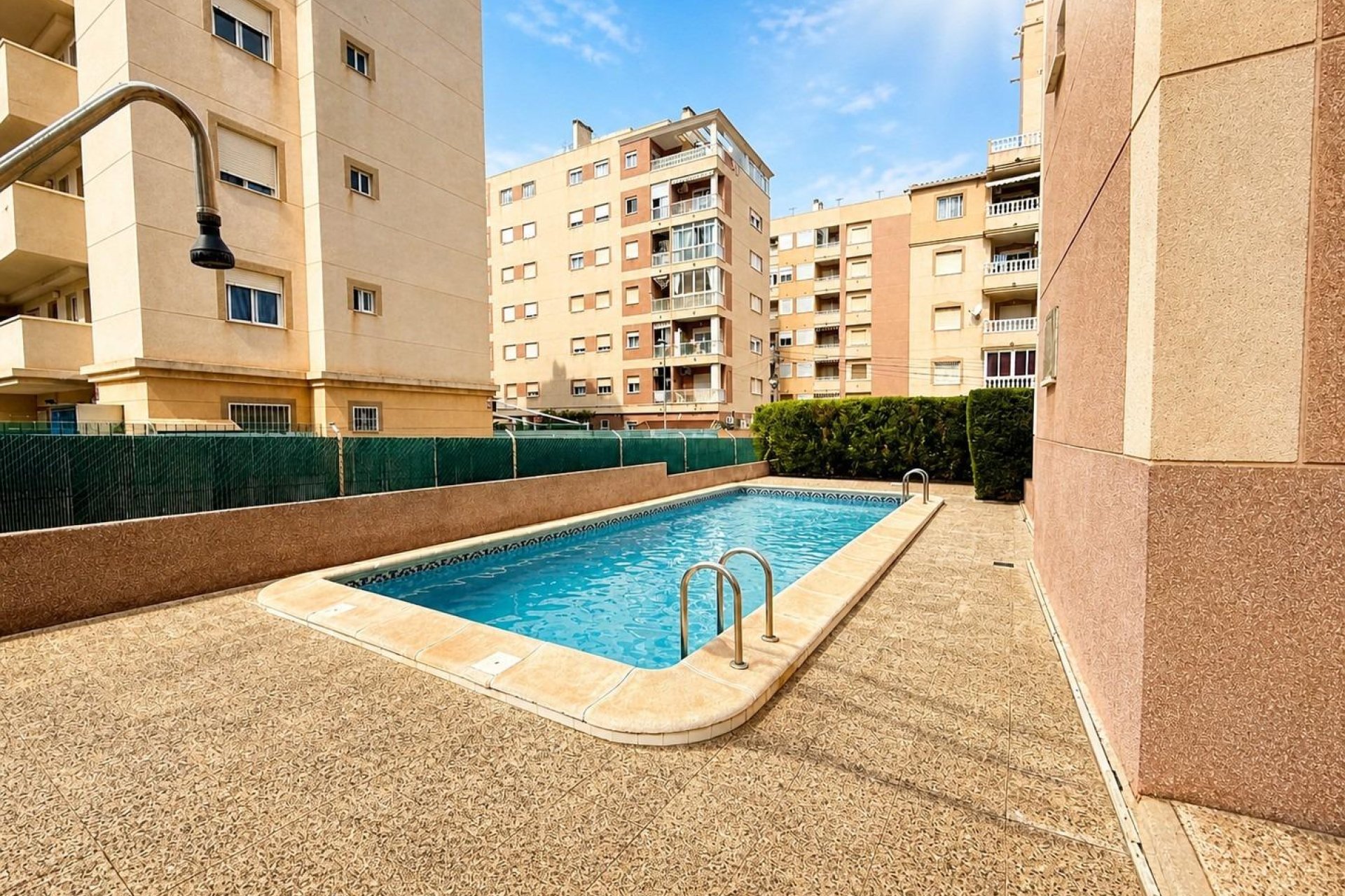 Resale - Apartament / Duplex - Torrevieja - Nueva Torrevieja
