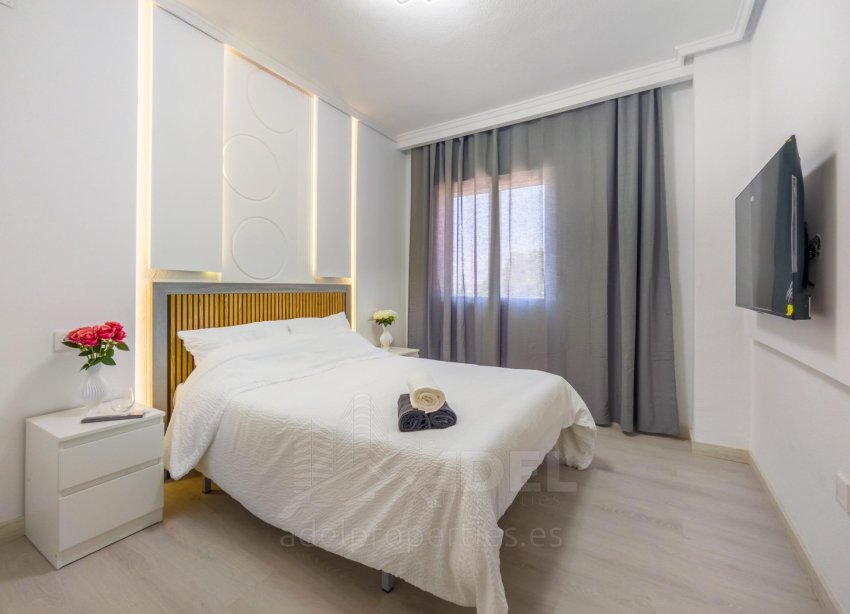 Resale - Apartament / Duplex - Torrevieja - Parque de Las Naciones