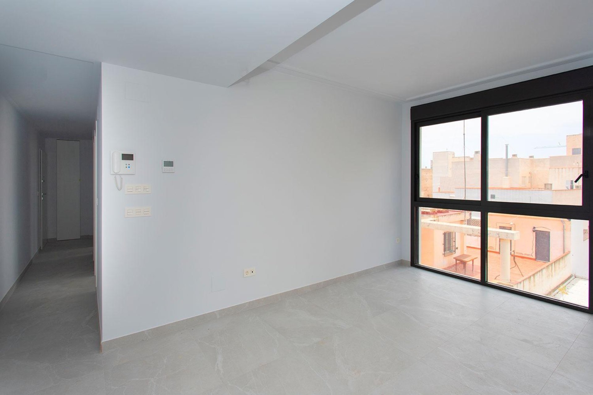 Resale - Apartament / Duplex - Torrevieja - Paseo maritimo