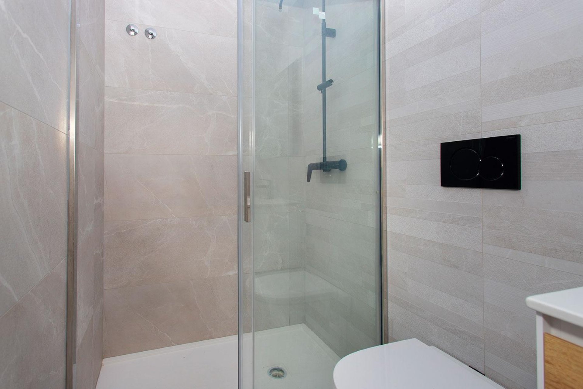 Resale - Apartament / Duplex - Torrevieja - Paseo maritimo