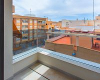 Resale - Apartament / Duplex - Torrevieja - Paseo maritimo