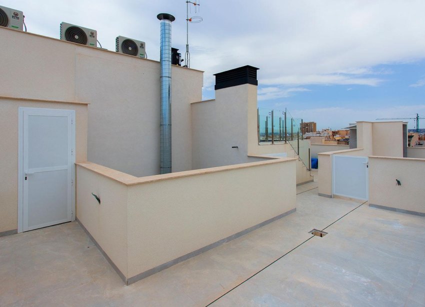 Resale - Apartament / Duplex - Torrevieja - Paseo maritimo