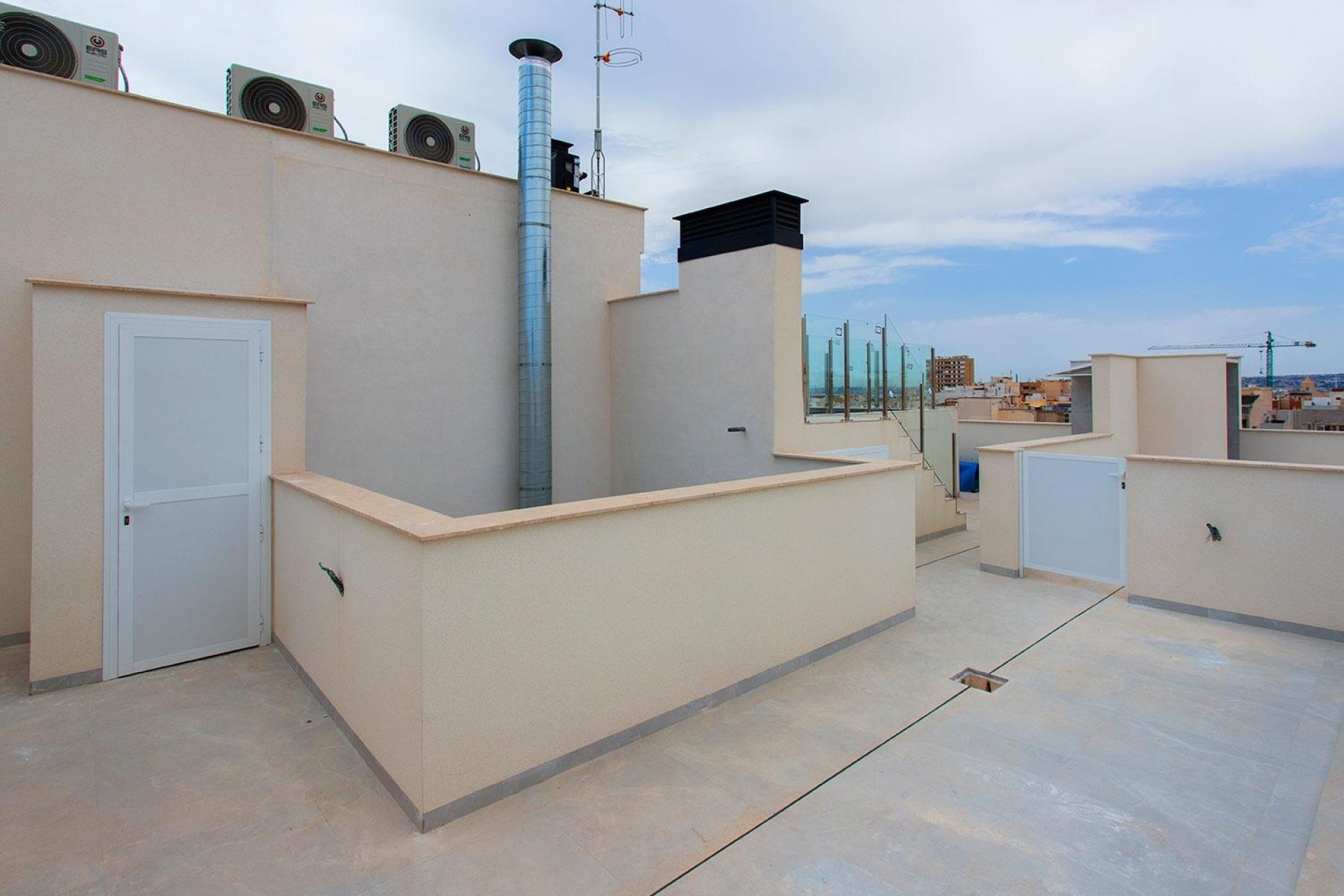 Resale - Apartament / Duplex - Torrevieja - Paseo maritimo