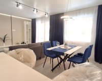 Resale - Apartament / Duplex - Torrevieja - Playa Acequion