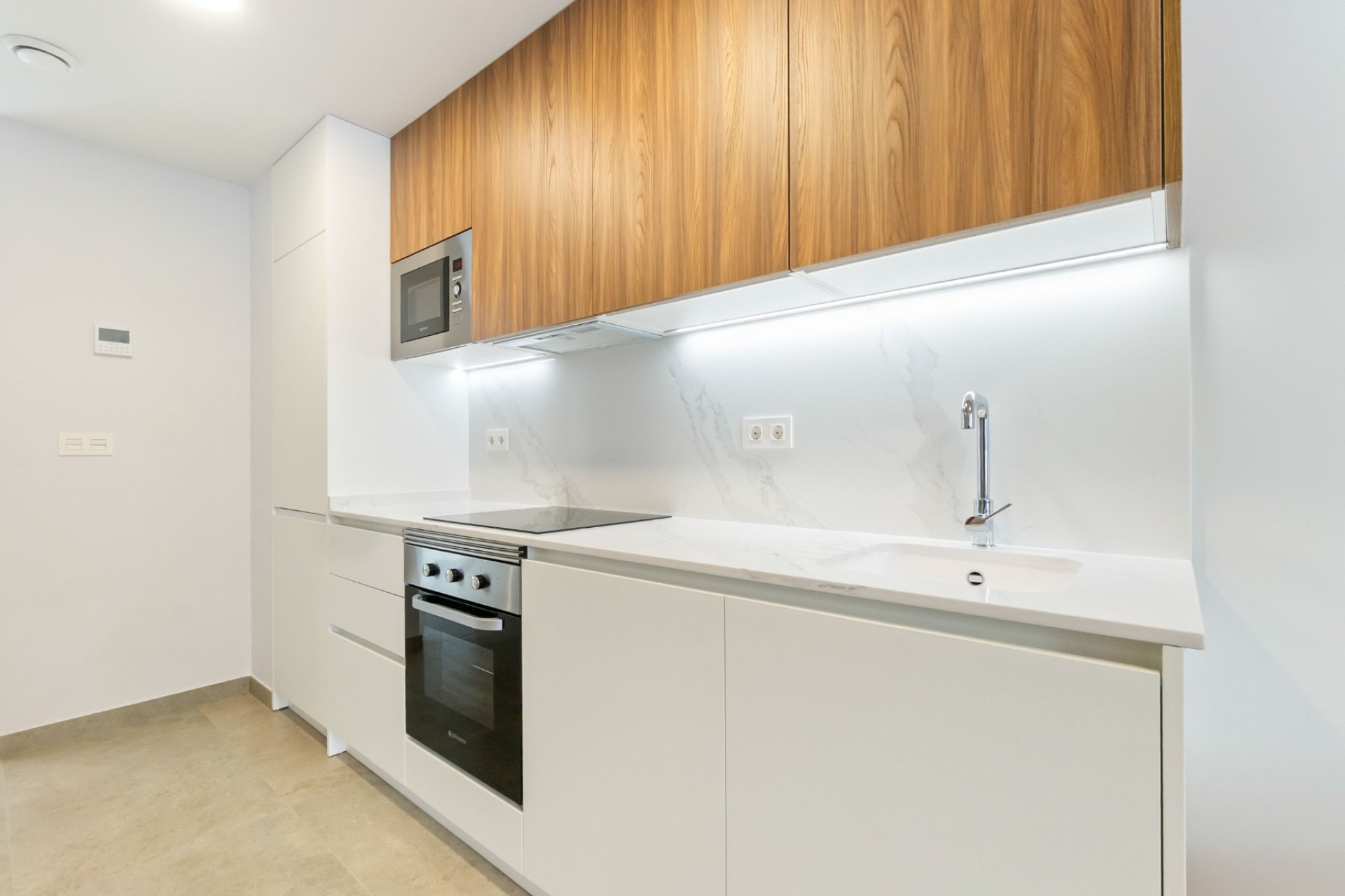 Resale - Apartament / Duplex - Torrevieja - Playa de El Cura