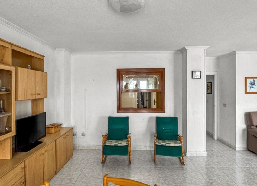 Resale - Apartament / Duplex - Torrevieja - Playa de los Locos