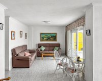 Resale - Apartament / Duplex - Torrevieja - Playa de los Locos