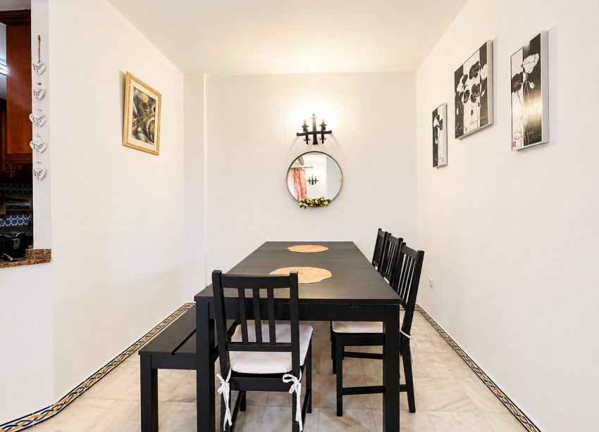 Resale - Apartament / Duplex - Torrevieja - Playa de los Locos