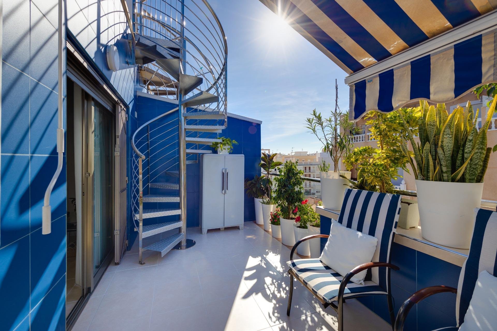 Resale - Apartament / Duplex - Torrevieja - Playa de los Locos