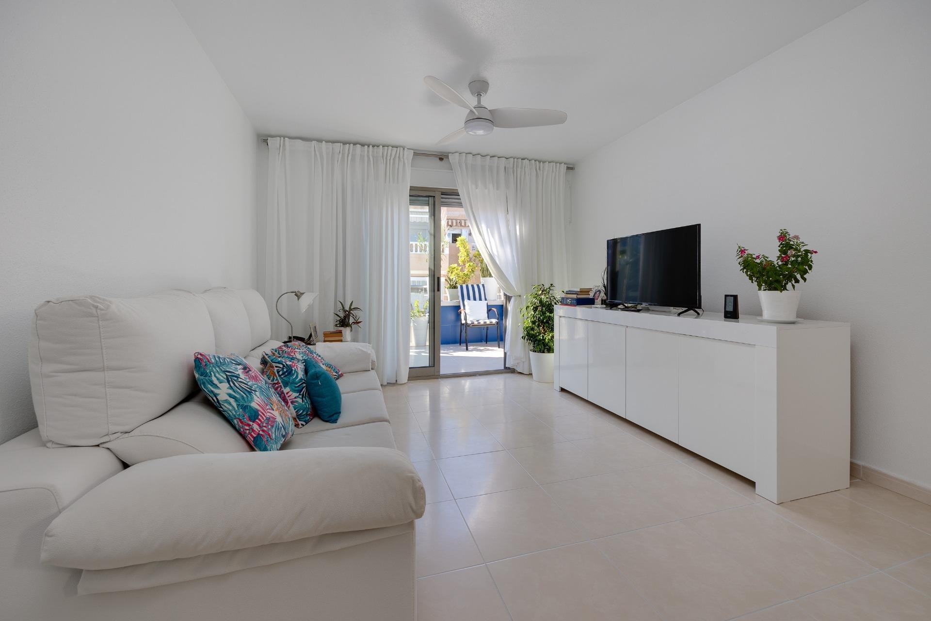 Resale - Apartament / Duplex - Torrevieja - Playa de los Locos