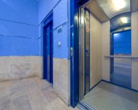 Resale - Apartament / Duplex - Torrevieja - Playa de los Locos