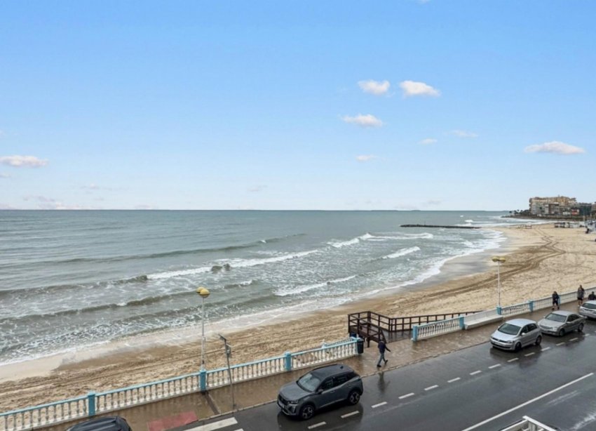 Resale - Apartament / Duplex - Torrevieja - Playa de los Locos