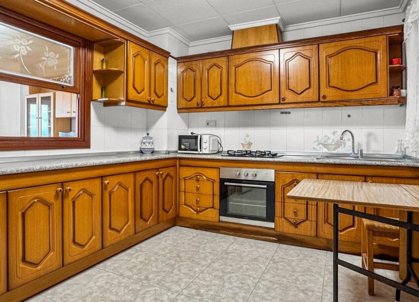 Resale - Apartament / Duplex - Torrevieja - Playa de los Locos