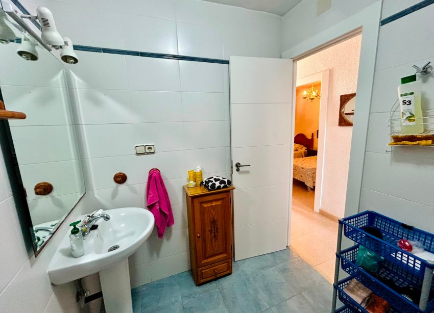 Resale - Apartament / Duplex - Torrevieja - Playa de los Locos
