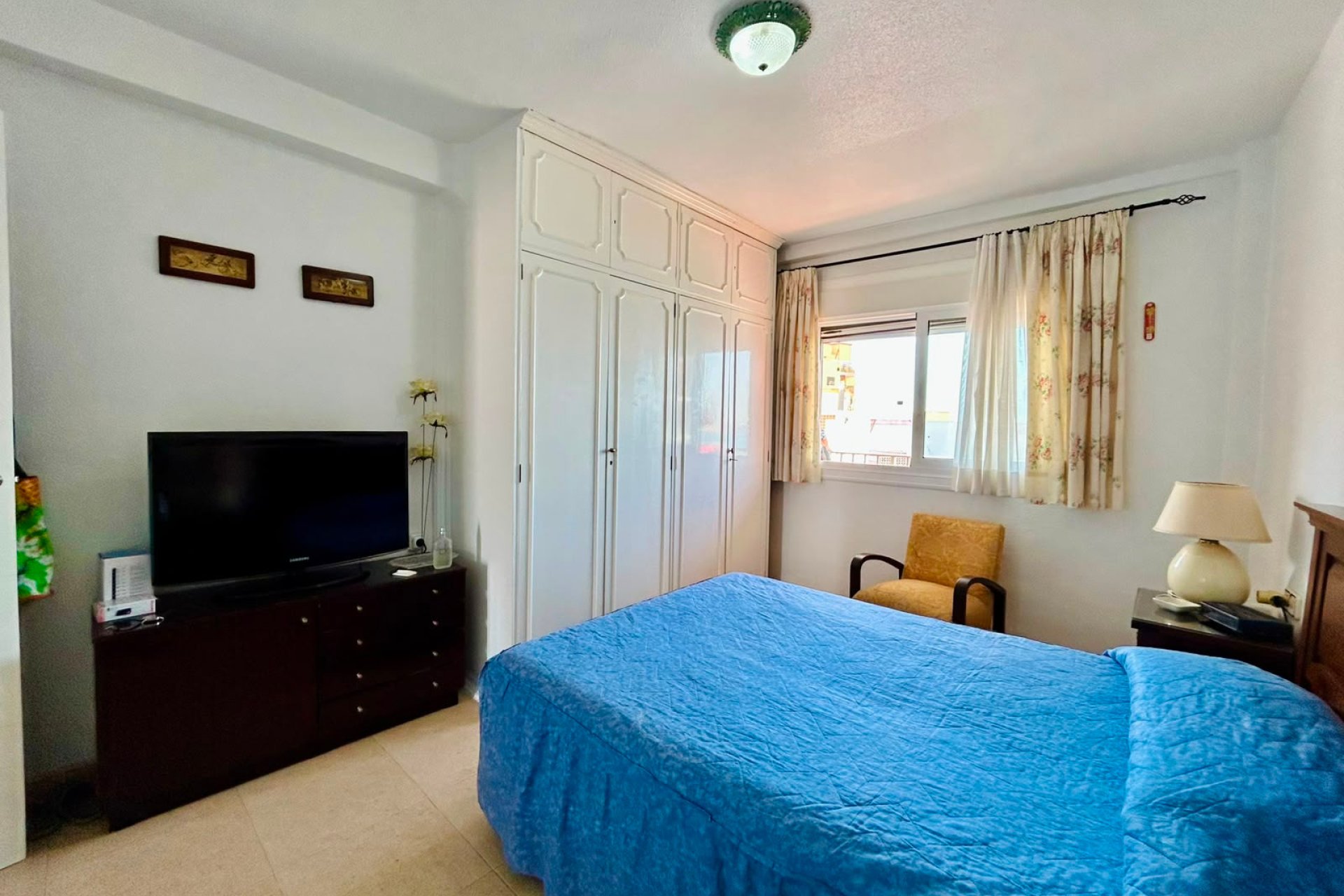 Resale - Apartament / Duplex - Torrevieja - Playa de los Locos