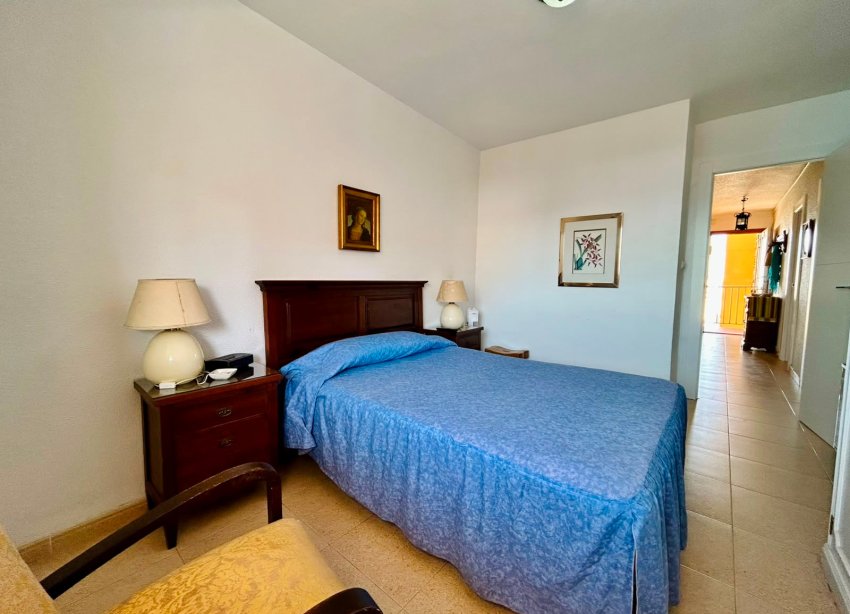 Resale - Apartament / Duplex - Torrevieja - Playa de los Locos