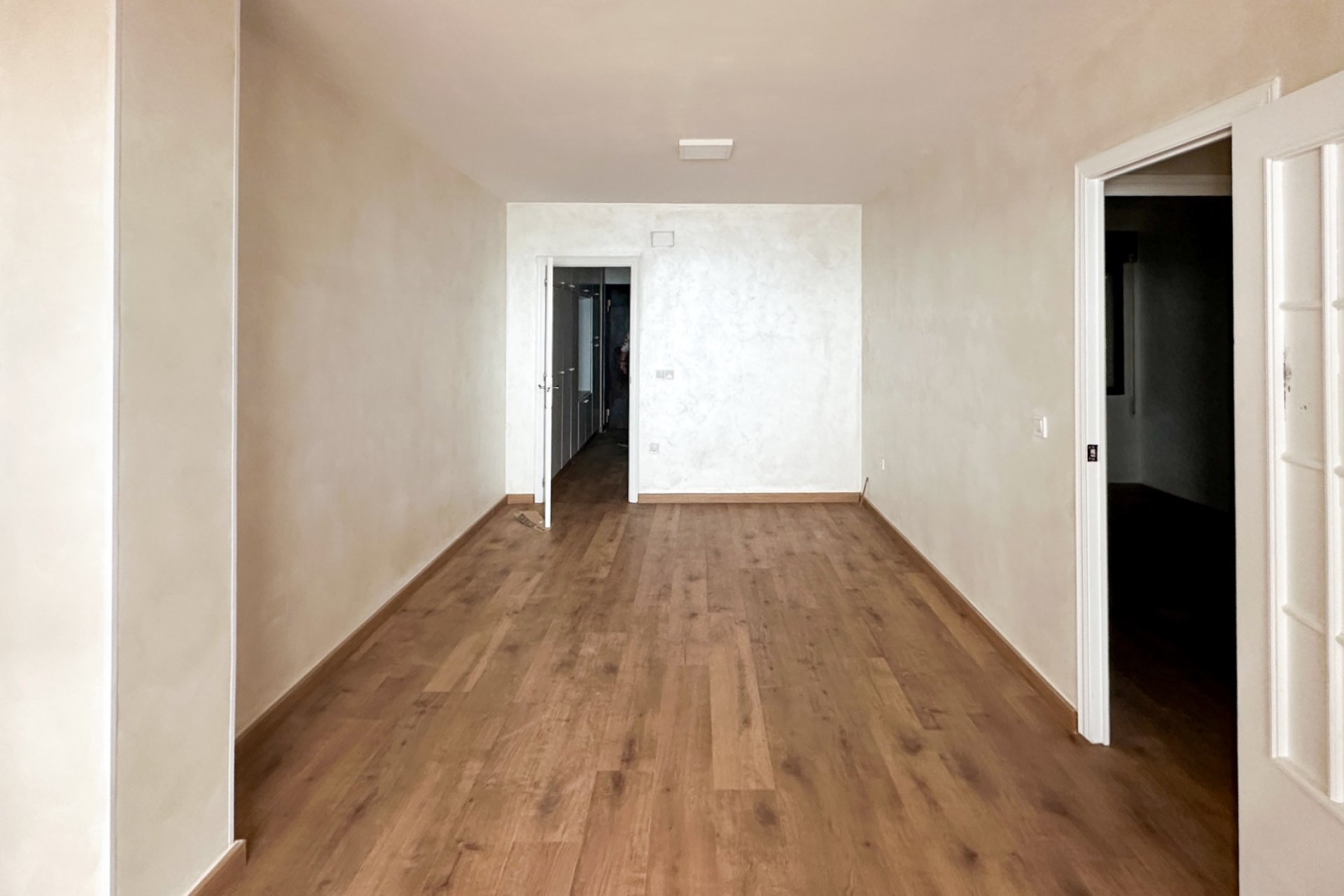 Resale - Apartament / Duplex - Torrevieja - Playa de los Locos