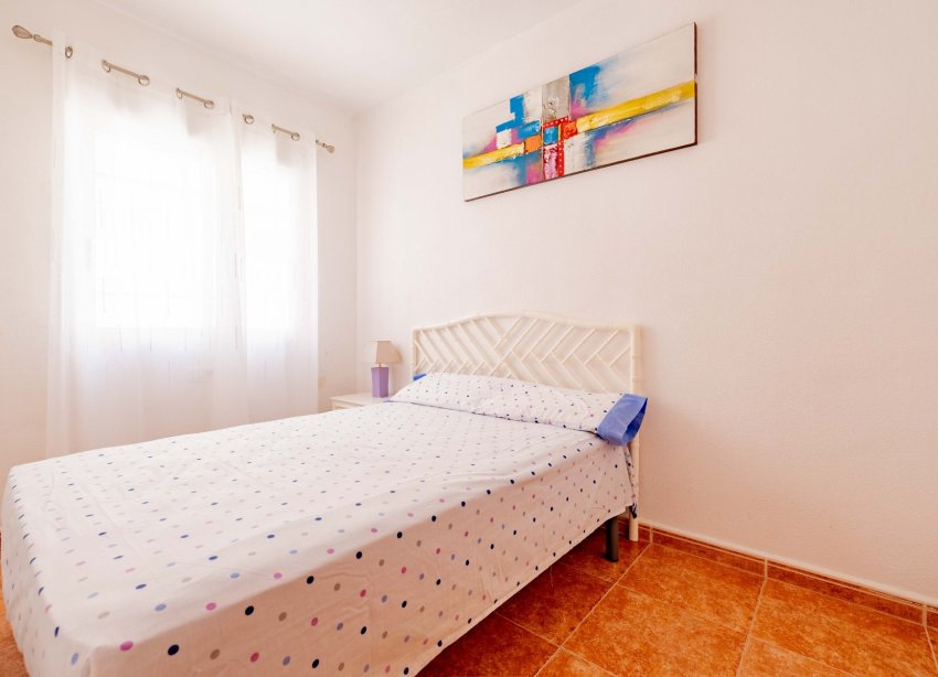 Resale - Apartament / Duplex - Torrevieja - Playa de los Locos