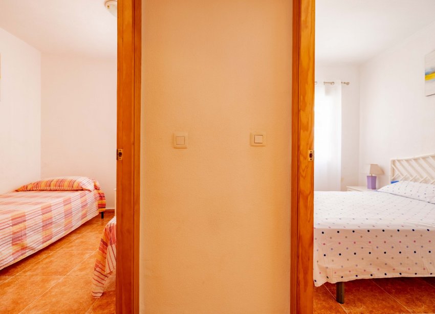 Resale - Apartament / Duplex - Torrevieja - Playa de los Locos