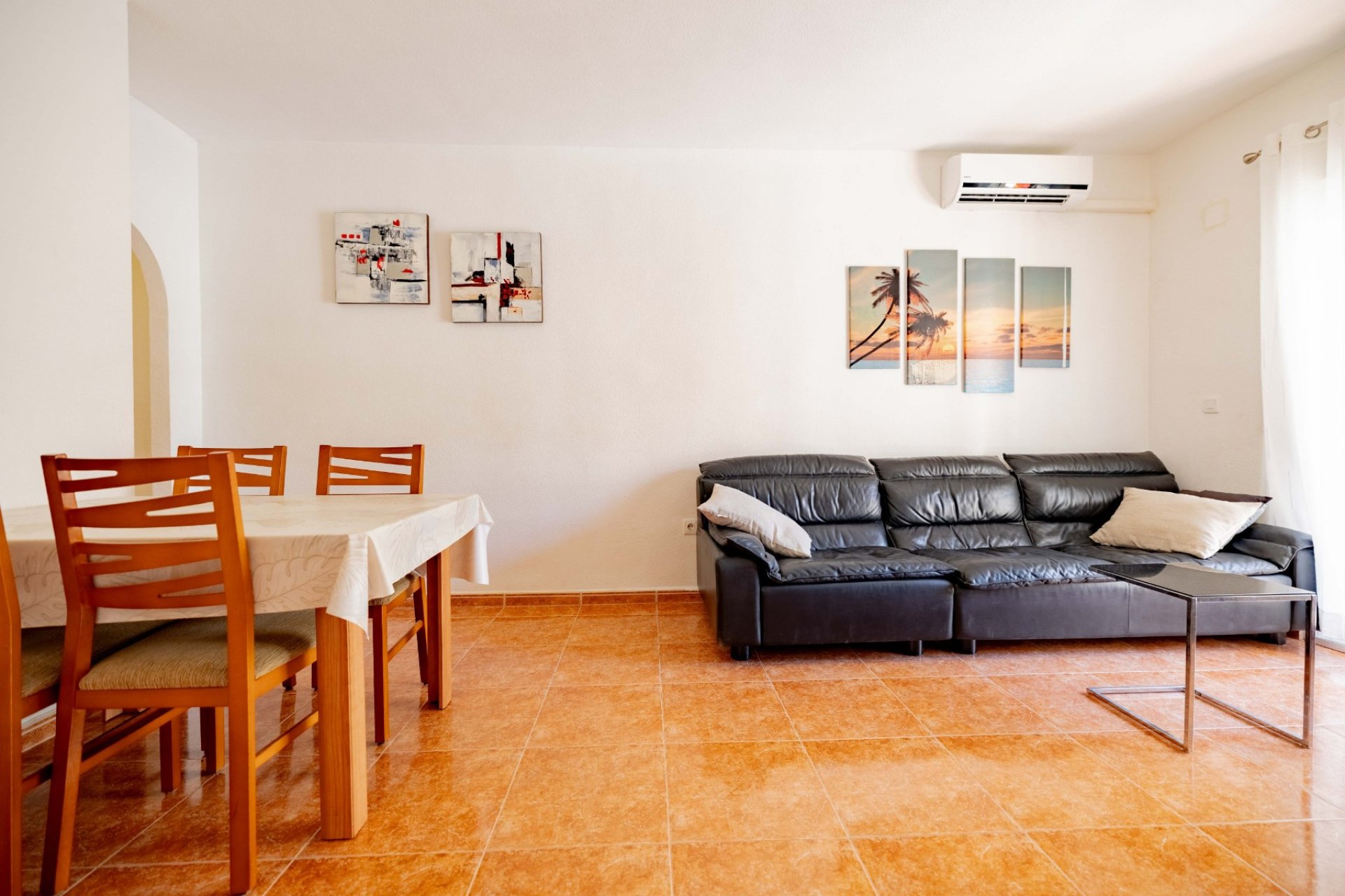 Resale - Apartament / Duplex - Torrevieja - Playa de los Locos