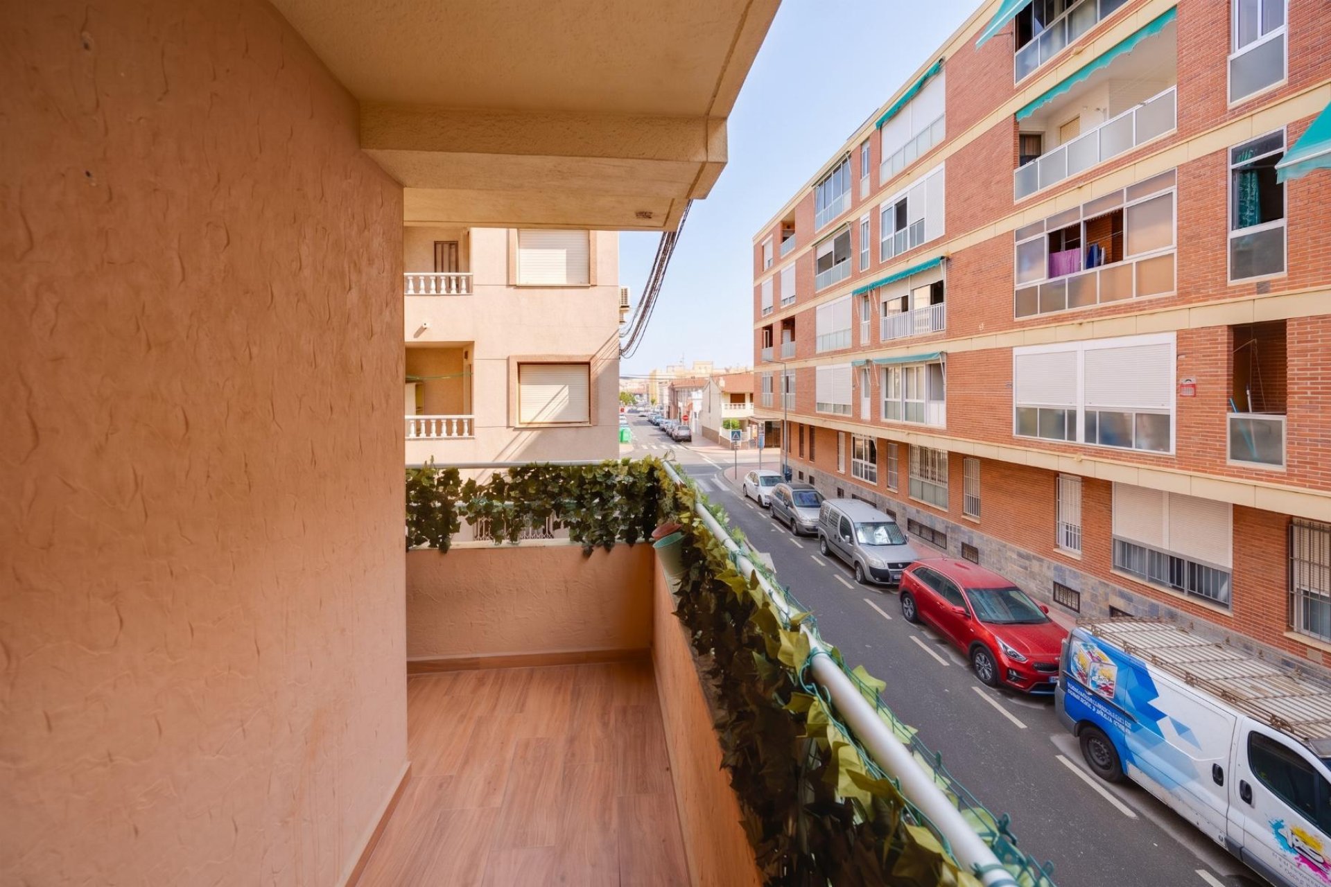 Resale - Apartament / Duplex - Torrevieja - Playa de los Naufragos