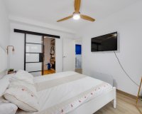 Resale - Apartament / Duplex - Torrevieja - Playa de los Naufragos