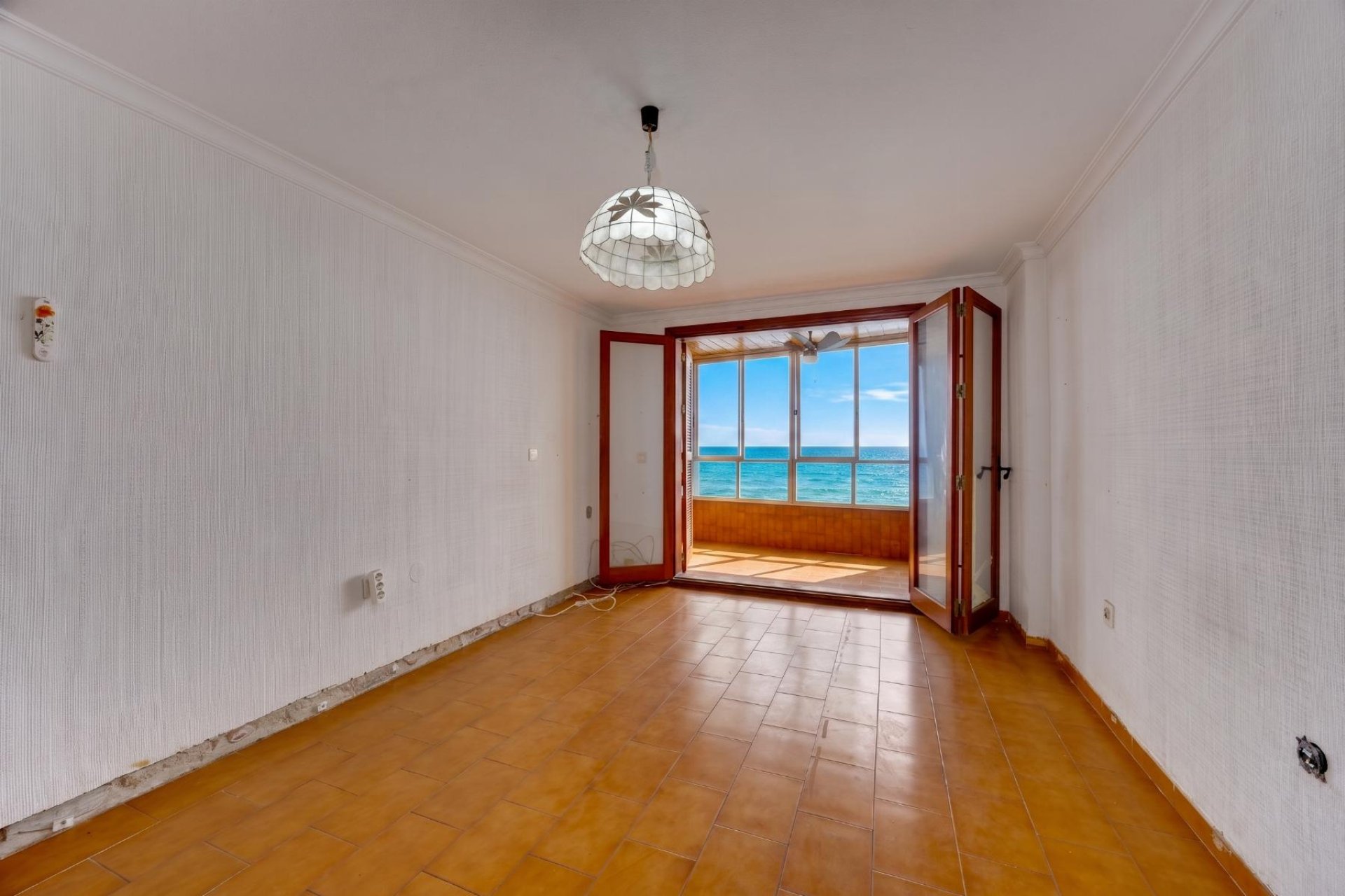 Resale - Apartament / Duplex - Torrevieja - Playa del Acequión