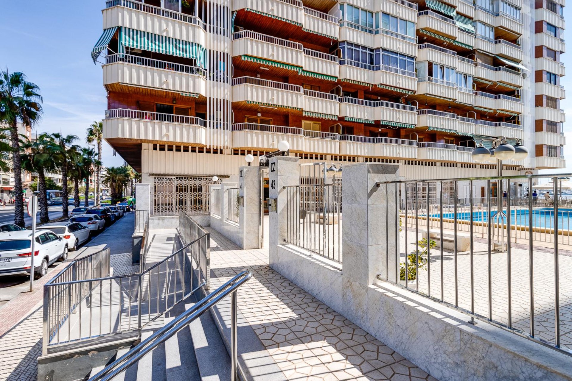 Resale - Apartament / Duplex - Torrevieja - Playa del Acequión