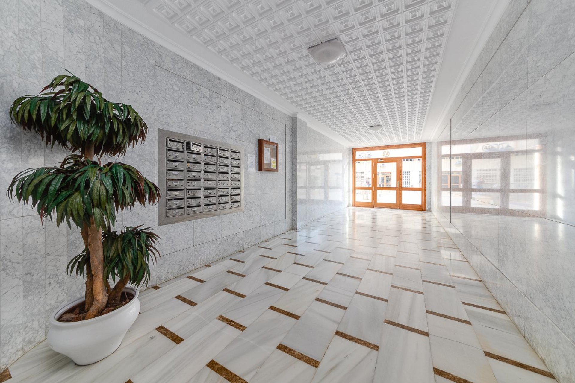 Resale - Apartament / Duplex - Torrevieja - Playa del Acequión