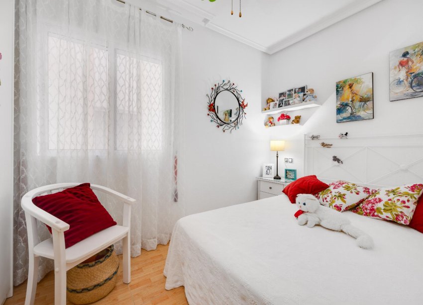 Resale - Apartament / Duplex - Torrevieja - Playa del Acequión