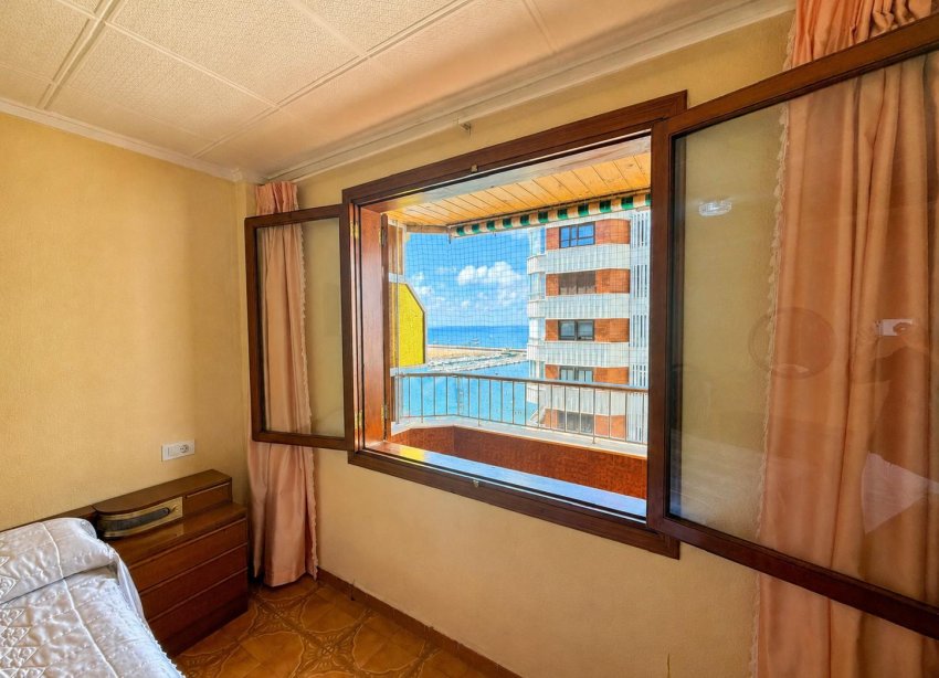 Resale - Apartament / Duplex - Torrevieja - Playa del Acequión