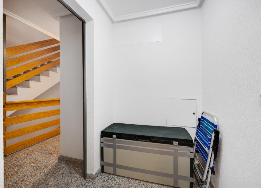 Resale - Apartament / Duplex - Torrevieja - Playa del Acequión