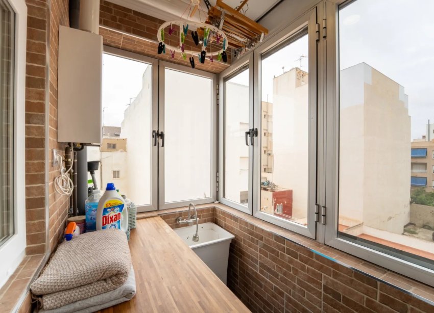 Resale - Apartament / Duplex - Torrevieja - Playa del Cura