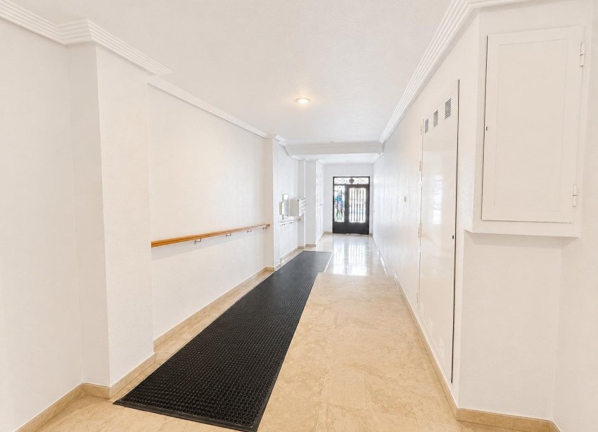 Resale - Apartament / Duplex - Torrevieja - Playa del Cura