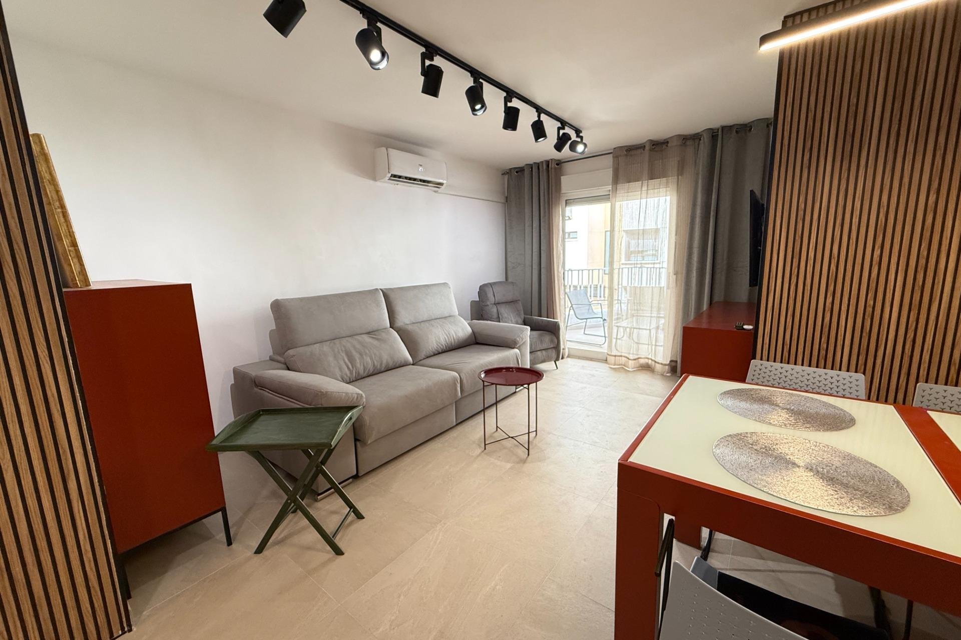 Resale - Apartament / Duplex - Torrevieja - Playa del Cura