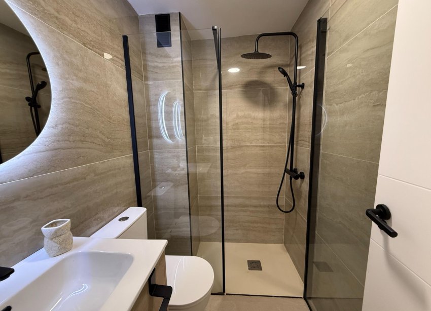 Resale - Apartament / Duplex - Torrevieja - Playa del Cura
