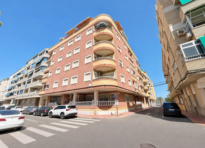 Resale - Apartament / Duplex - Torrevieja - Playa del Cura