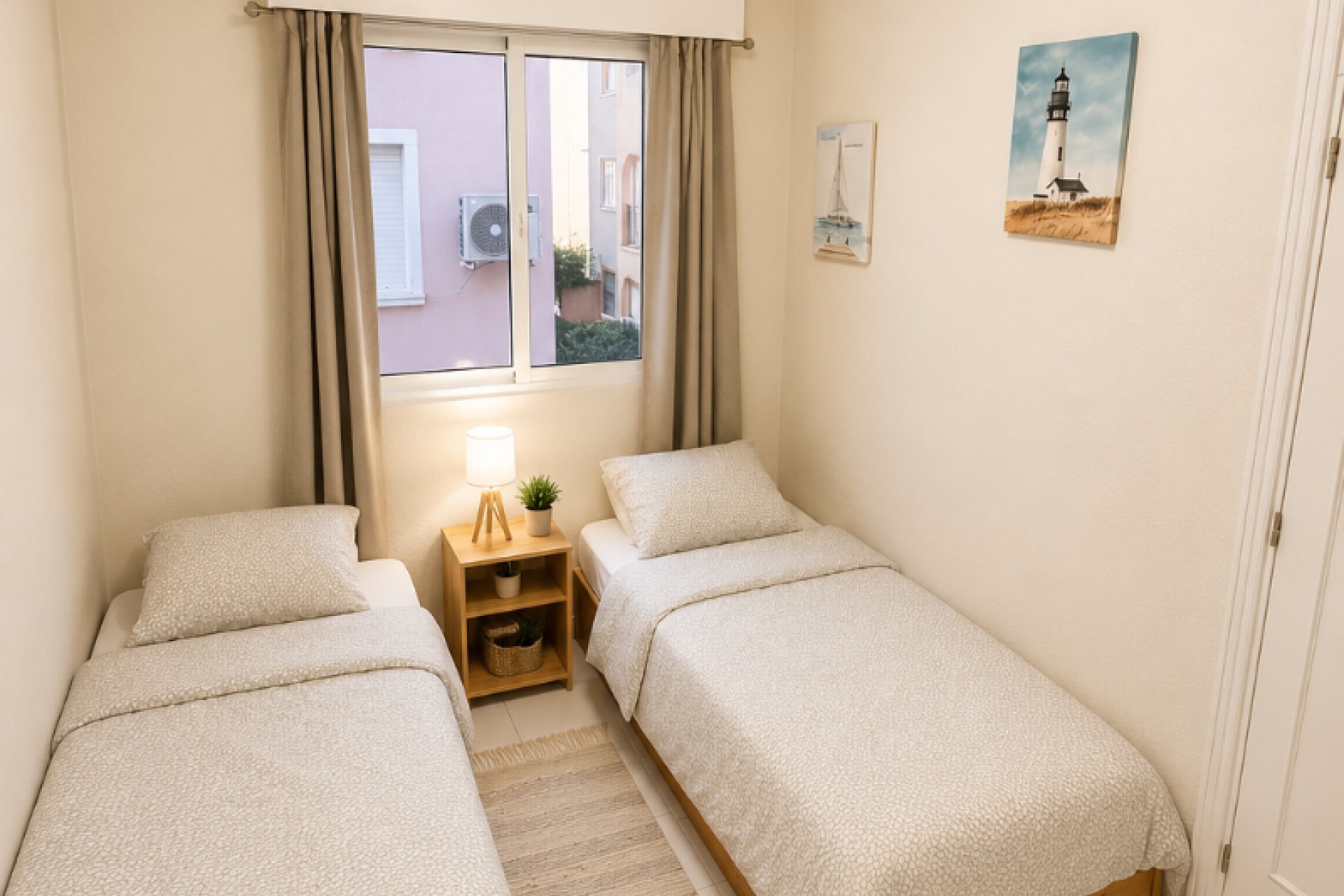 Resale - Apartament / Duplex - Torrevieja - Playa Los Naufragos
