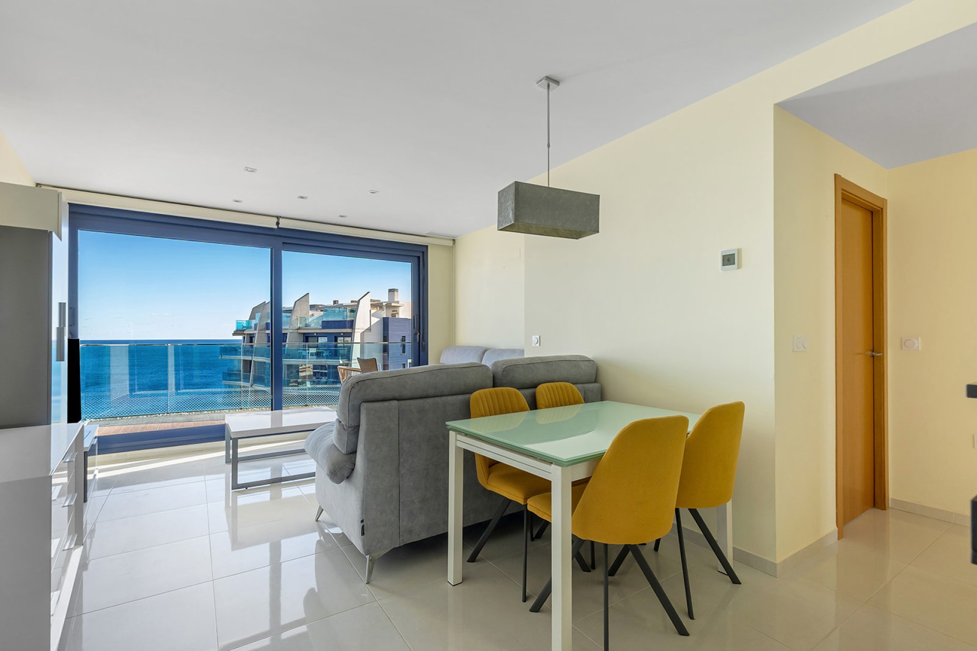 Resale - Apartament / Duplex - Torrevieja - Punta Prima
