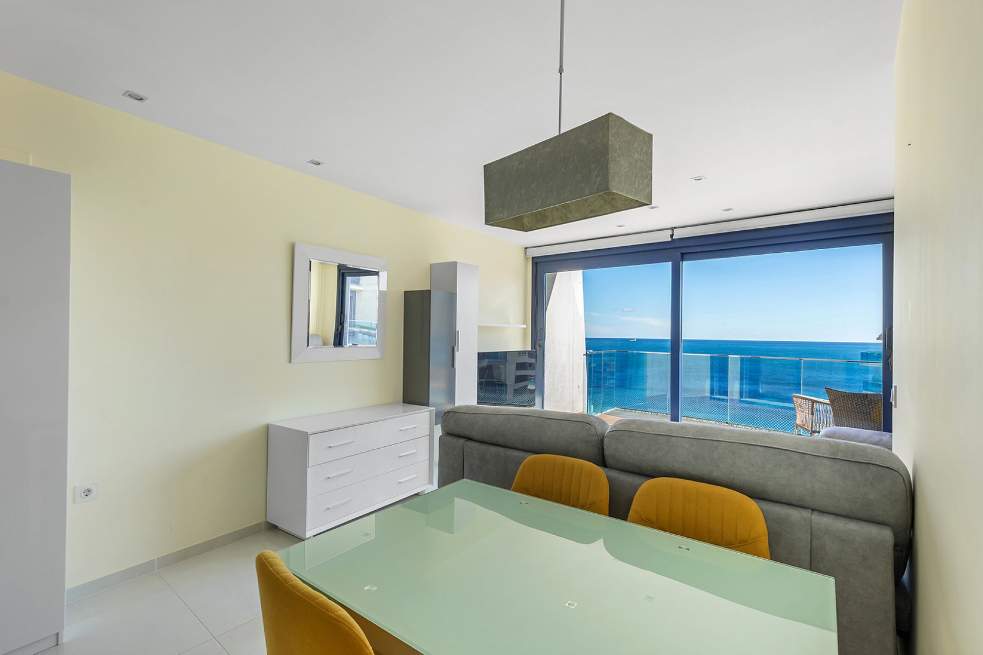 Resale - Apartament / Duplex - Torrevieja - Punta Prima