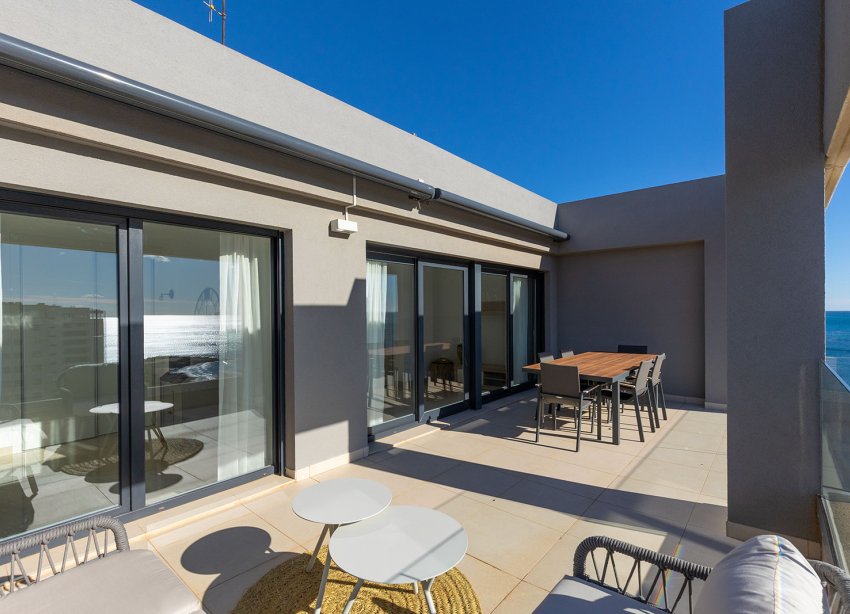 Resale - Apartament / Duplex - Torrevieja - Punta Prima