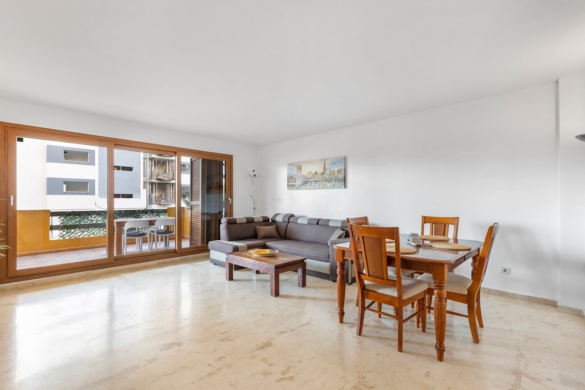 Resale - Apartament / Duplex - Torrevieja - Punta Prima