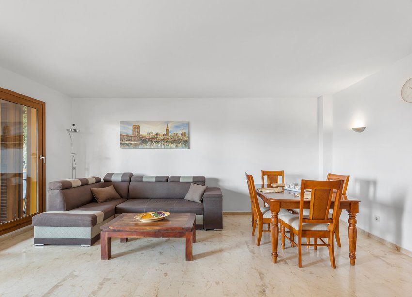 Resale - Apartament / Duplex - Torrevieja - Punta Prima