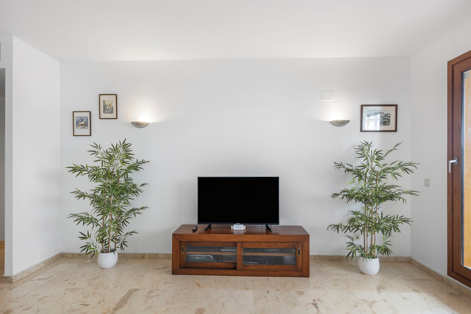 Resale - Apartament / Duplex - Torrevieja - Punta Prima