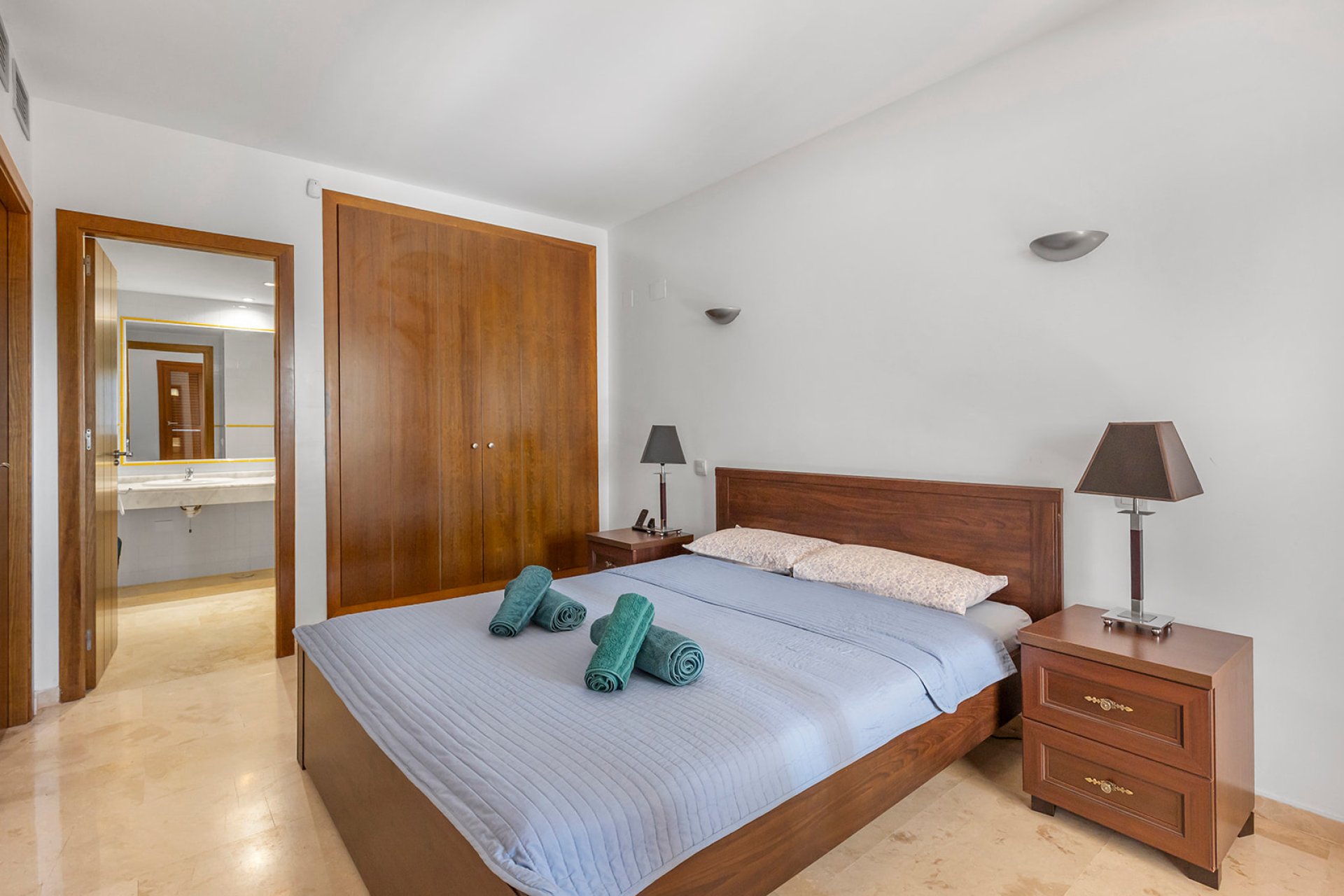 Resale - Apartament / Duplex - Torrevieja - Punta Prima