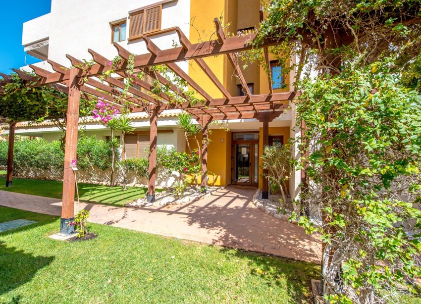 Resale - Apartament / Duplex - Torrevieja - Punta Prima